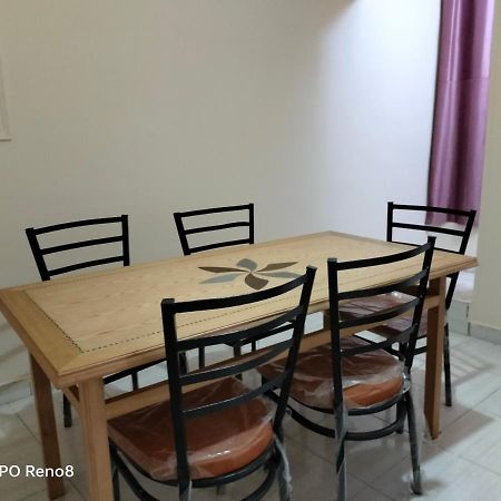 Family Apartment - Next To Abdeen Palace And Museum Kairo Exterior foto